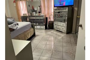 2935 HICKORY CREEK DRIVE, ORLANDO, FL 32818 Sold 05/08/23