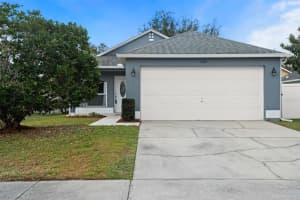 1002 OLD BARN ROAD, ORLANDO, FL 32825 Sold 03/09/23