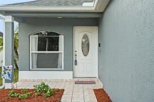 1002 OLD BARN ROAD, ORLANDO, FL 32825 Sold 03/09/23