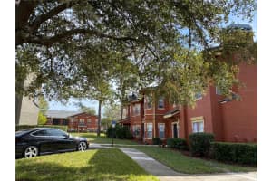 240 VILLA DI ESTE TERRACE, LAKE MARY, FL 32746 Sold 03/10/23
