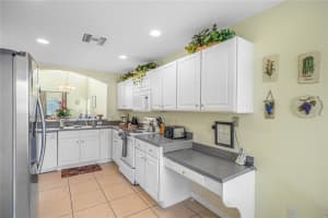 979 LAKE BERKLEY DRIVE, KISSIMMEE, FL 34746 Sold 04/24/23