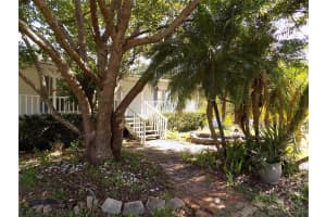 5135 SATELLITE AVENUE, SAINT CLOUD, FL 34773 Sold 03/31/23