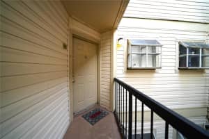 1940 LAKE ATRIUMS CIRCLE, ORLANDO, FL 32839 Sold 10/27/23