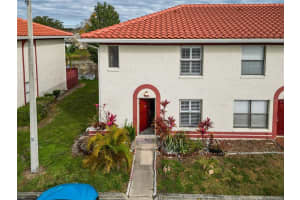 6225 YORKTOWN DRIVE, ORLANDO, FL 32807 Sold 07/14/23