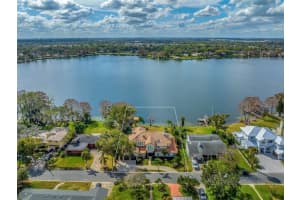 2138 Lake Dr, Winter Park, FL 32789, Sold 04/01/24