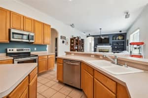 8245 LAKE CROWELL CIRCLE, ORLANDO, FL 32836 Sold 03/24/23