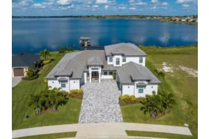 551 ADAMS VIEW LANE, AUBURNDALE, FL 33823 Sold 06/19/23