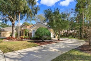 5531 FOREST OAK POINT, SANFORD, FL 32771 Sold 05/09/23