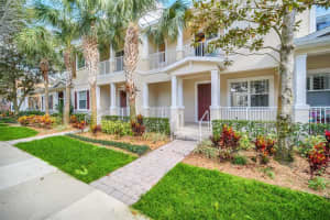 6733 HELMSLEY CIRCLE, WINDERMERE, FL 34786 Sold 04/27/23