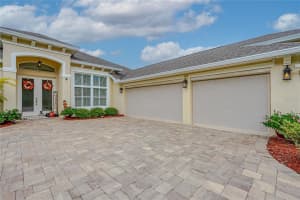 4 LAKEBLUFF DRIVE, ORMOND BEACH, FL 32174 Sold 03/31/23