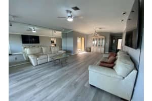 133 SANDSTONE CIRCLE, VENICE, FL 34293 Sold 09/08/23