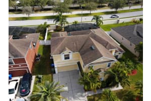 3477 FOREST RIDGE LANE, KISSIMMEE, FL 34741 Sold 03/31/23