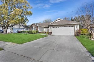 3841 RUNNING WATER DRIVE, ORLANDO, FL 32829 Sold 04/20/23
