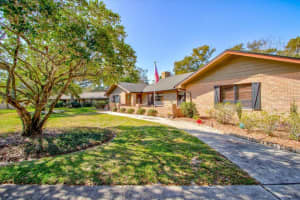 213 BARRY COURT, LONGWOOD, FL 32779 Sold 05/03/23