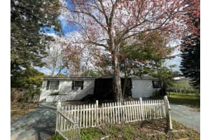 9735 4TH AVENUE, ORLANDO, FL 32824 Sold 04/12/23