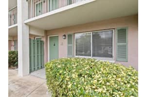 103 OYSTER BAY CIRCLE, ALTAMONTE SPRINGS, FL 32701 Sold 04/17/23