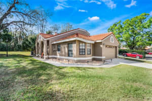 1019 KNOLL WOOD COURT, WINTER SPRINGS, FL 32708 Sold 03/17/23