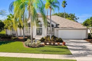 7995 CANYON LAKE CIRCLE, ORLANDO, FL 32835 Sold 03/29/23