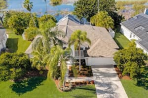 7995 CANYON LAKE CIRCLE, ORLANDO, FL 32835 Sold 03/29/23