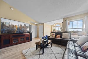 2202 KEY WEST COURT, KISSIMMEE, FL 34741 Sold 03/24/23
