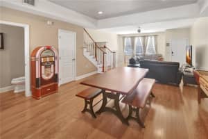 532 COPLEY LANE, ORLANDO, FL 32806 Sold 07/26/23