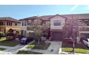 9644 DORIS LANE, ORLANDO, FL 32829 Sold 04/06/23