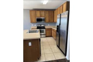 9644 DORIS LANE, ORLANDO, FL 32829 Sold 04/06/23