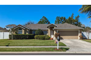 72 DESIREE AURORA STREET, WINTER GARDEN, FL 34787 Sold 04/05/23
