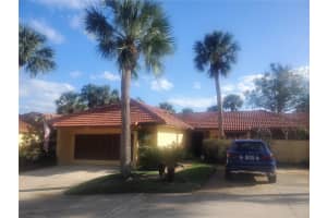 5057 MAUI CIRCLE, ORLANDO, FL 32808 Sold 04/18/23