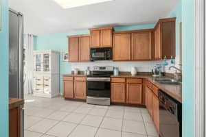 3907 SANTA ELENA LANE, KISSIMMEE, FL 34744 Sold 03/27/23