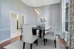 7919 Courtleigh Dr Orlando, FL 32835 Sold 03/29/23