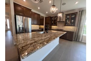 1068 LAKESIDE ESTATES DRIVE, APOPKA, FL 32703 Sold 04/14/23