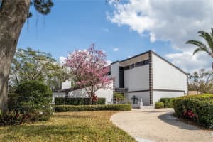 8929 CRICHTON WOOD COURT, ORLANDO, FL 32819 Sold 03/22/23