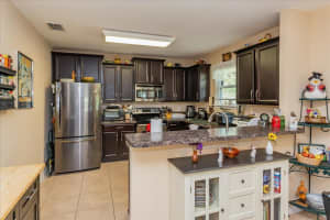 954 GRAPEWOOD STREET, DELTONA, FL 32725 Sold 04/14/23