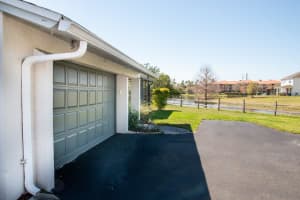 5220 CYPRESS CREEK DRIVE, ORLANDO, FL 32811 Sold 07/20/23