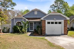 114 EDGEWATER CIRCLE, SANFORD, FL 32773 Sold 04/07/23