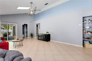 114 EDGEWATER CIRCLE, SANFORD, FL 32773 Sold 04/07/23