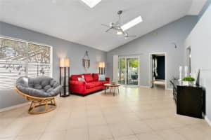 114 EDGEWATER CIRCLE, SANFORD, FL 32773 Sold 04/07/23