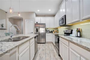 2605 Egret Shores Dr Orlando, FL 32825 Sold 04/06/23