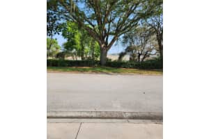 8832 COURTYARD LANE, GROVELAND, FL 34736 Sold 06/29/23