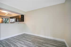 191 SCOTTSDALE SQUARE, WINTER PARK, FL 32792 Sold 03/27/23