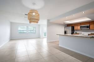 9726 ETHANWOOD STREET, ORLANDO, FL 32825 Sold 04/07/23