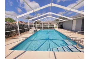 647 HART LAKE DRIVE, WINTER HAVEN, FL 33884 Sold 04/05/23