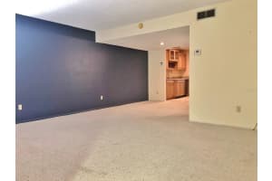 905 Park Lake Cir, Maitland, FL 32751, Sold 04/21/23