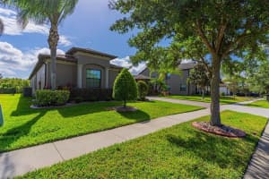 2837 AUTUMN BREEZE WAY, KISSIMMEE, FL 34744 Sold 05/08/23