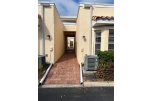 983 DAVID WALKER DRIVE, TAVARES, FL 32778 Sold 05/19/23