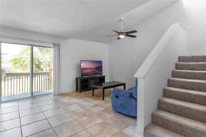 338 SCOTTSDALE SQUARE, WINTER PARK, FL 32792 Sold 07/27/23