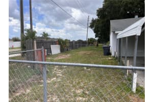 7231 FOX CHASE DRIVE, LAKELAND, FL 33810 Sold 05/11/23