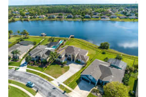402 OSPREY LAKES CIRCLE, CHULUOTA, FL 32766 Sold 05/09/23