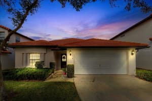 16638 LAZY BREEZE LOOP, CLERMONT, FL 34714 Sold 05/09/23